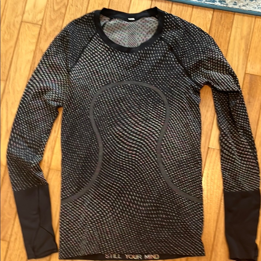 lululemon athletica Black Long Sleeve Top